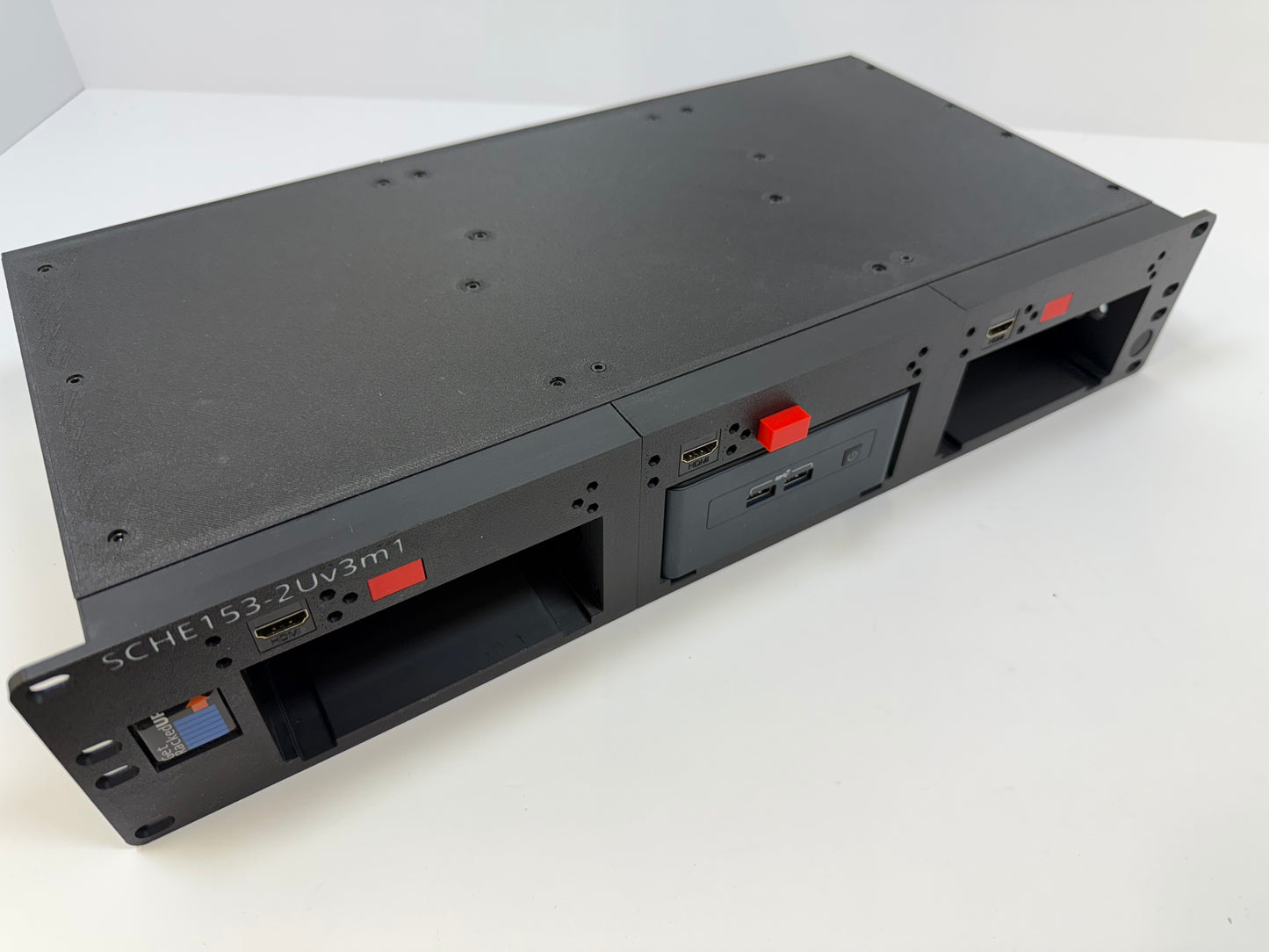 SCHE15302Uv3m1 – 2U Rackmount Chassis for Scale Computing HE153 Nodes