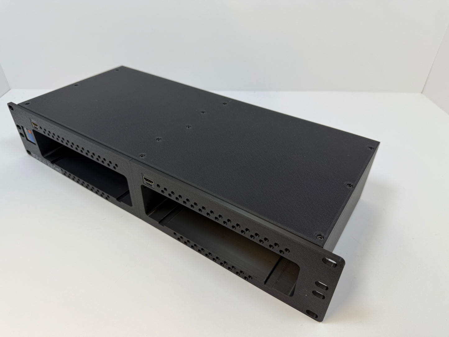 Minisforum MS-01 Rack Mount [MSFa1a2-2Uv1m2]